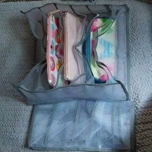 2 bra holder/organizers